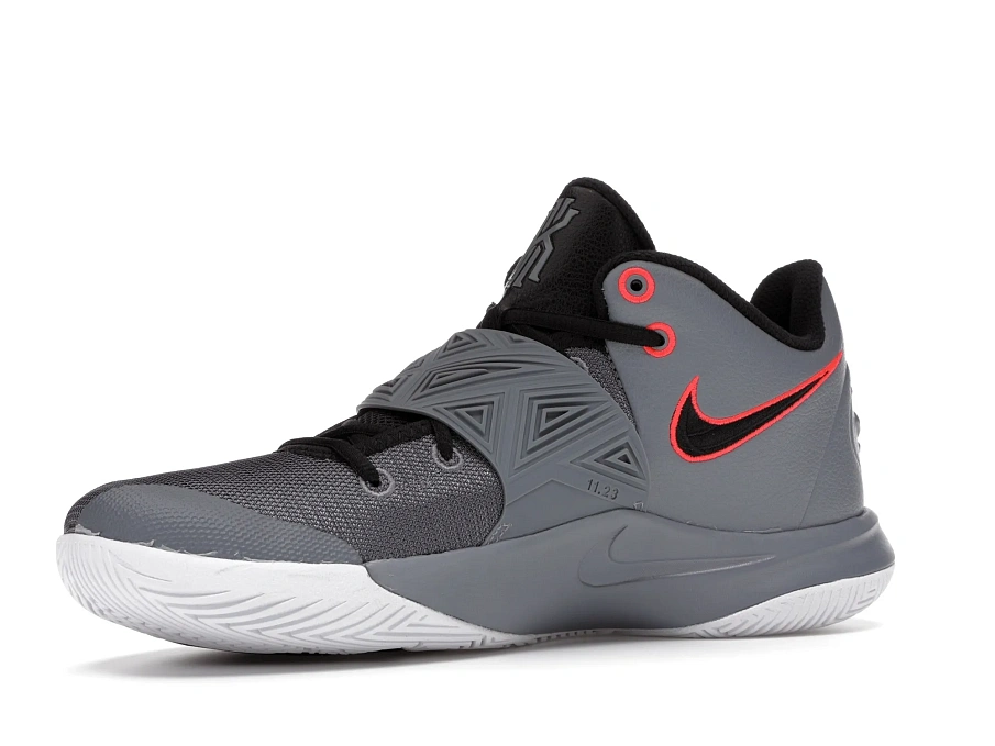 Фото № 2 с приближением к товару «‎Nike Kyrie Flytrap III Cool Grey»