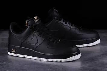 Nike Air Force 1 ’07  - 1