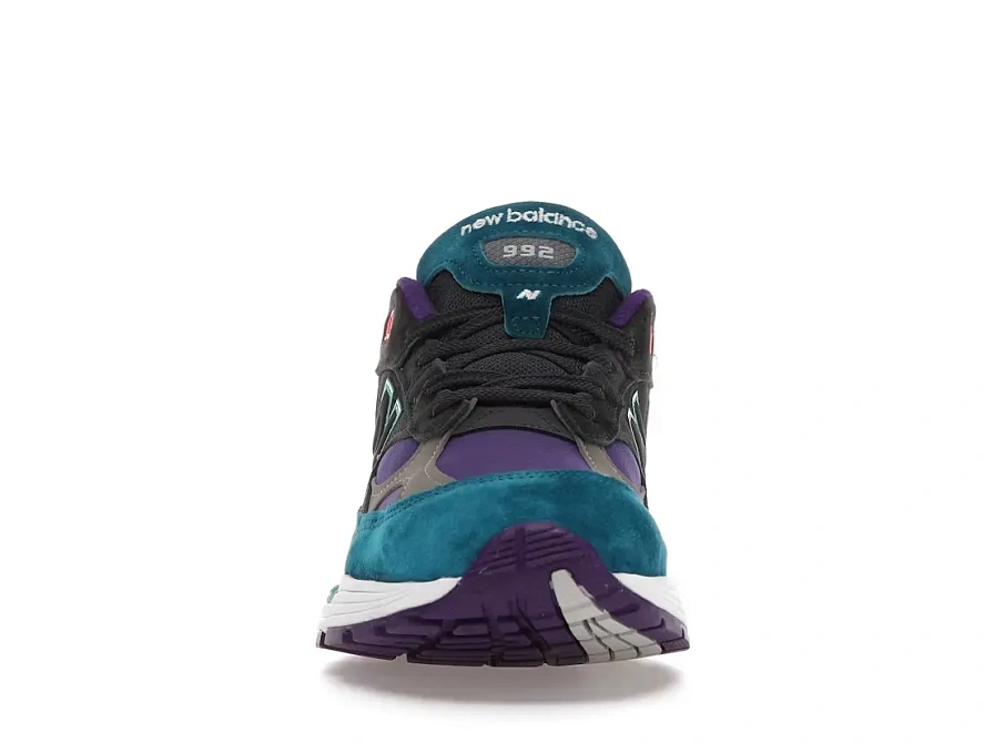 Фото № 2 с приближением к товару «‎New Balance 992»