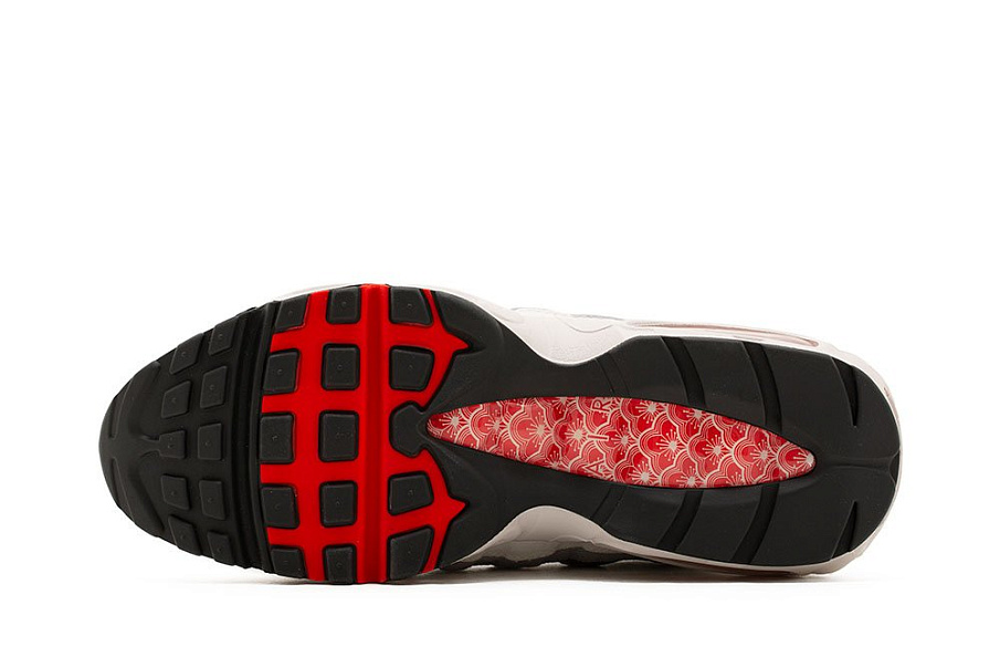 Фото № 4 с приближением к товару «‎Nike Air Max 95 QS»