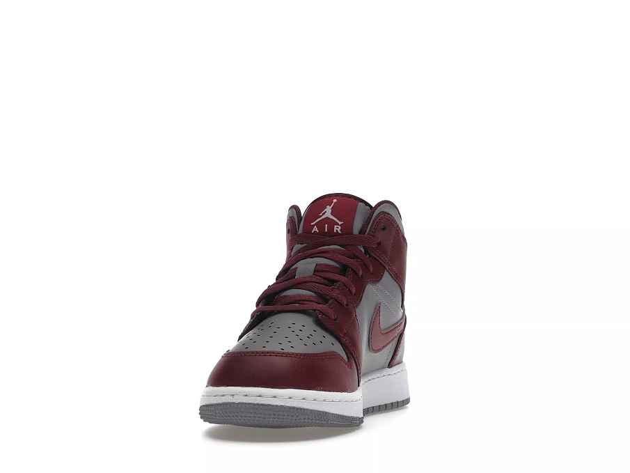 Фото № 5 с приближением к товару «‎Jordan 1 Mid Cherrywood Red »