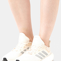 Фото № 2 с приближением к товару «‎Adidas Pureboost Jet »