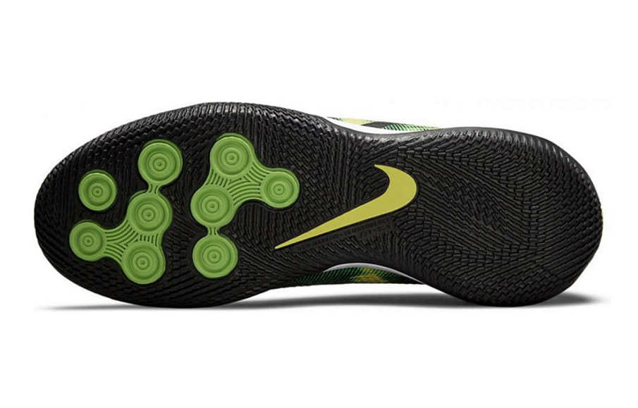 Фото № 4 с приближением к товару «‎Nike Jr. Phantom GT2 Academy Dynamic Fit IC Soccer Shoes K BlackGreen»