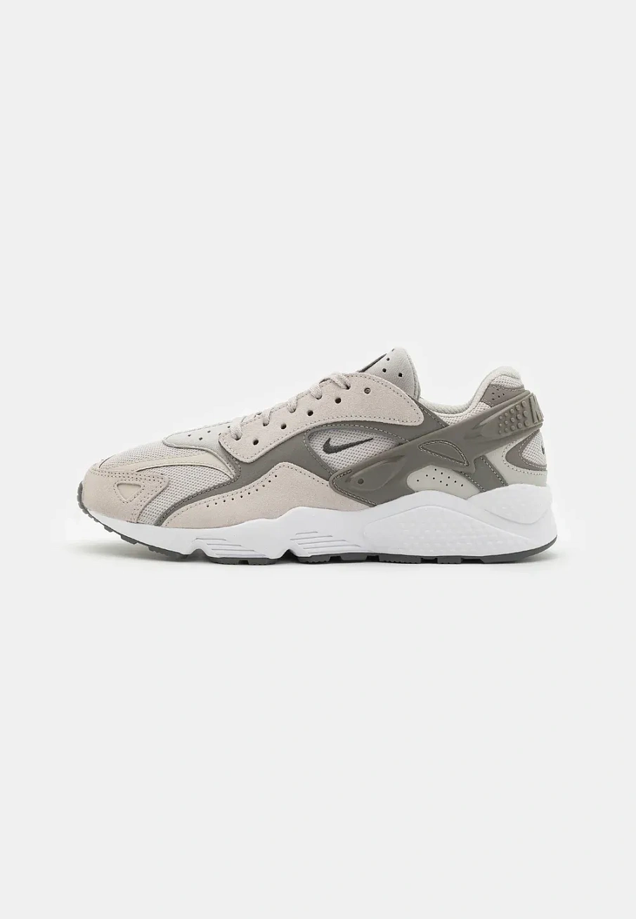 Фото № 1 с приближением к товару «‎AIR HUARACHE RUNNER UNISEX»