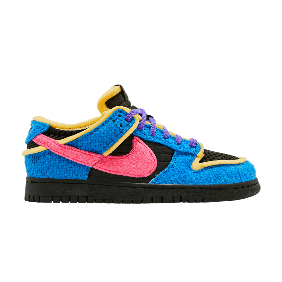 Фото № 1 с приближением к товару «‎Cactus Plant Flea Market x Nike Dunk Low Swamp Sponge Pack - Photo Blue»