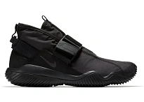 Фото № 1 с приближением к товару «‎Nike Komyuter Triple Black»