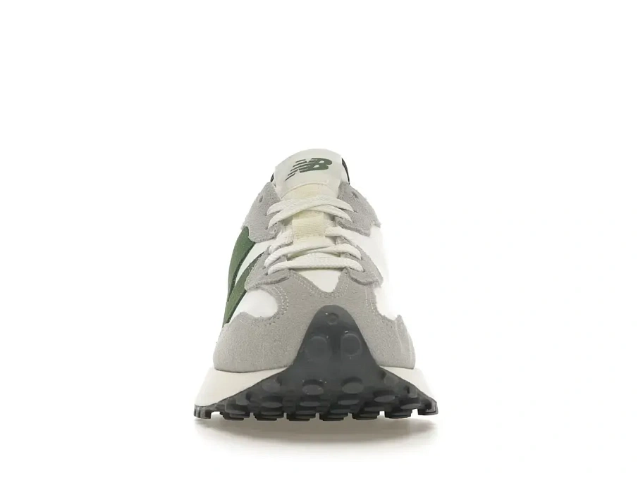 Фото № 2 с приближением к товару «‎New Balance 327»