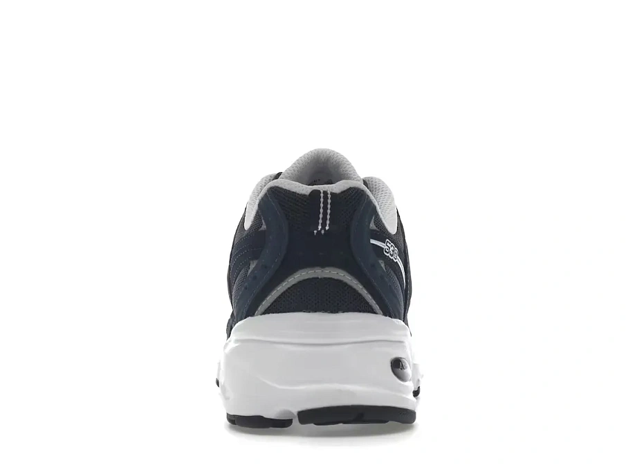 Фото № 4 с приближением к товару «‎New Balance 530»