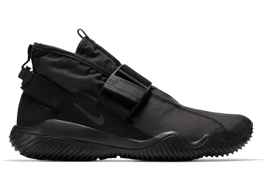 Фото № 1 с приближением к товару «‎Nike Komyuter Triple Black»