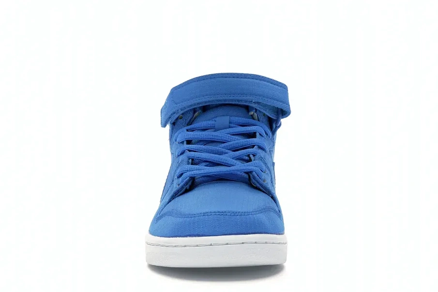 Фото № 2 с приближением к товару «‎Nike SB Dunk Mid Photo Blue Ripstop»