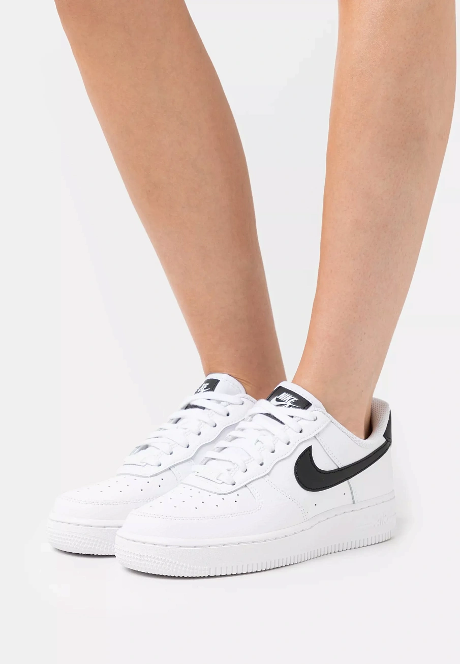 Фото № 2 с приближением к товару «‎AIR FORCE 1 '07 REC»