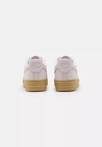 Фото № 2 с приближением к товару «‎NIKE AIR FORCE 1 PREMIUM»