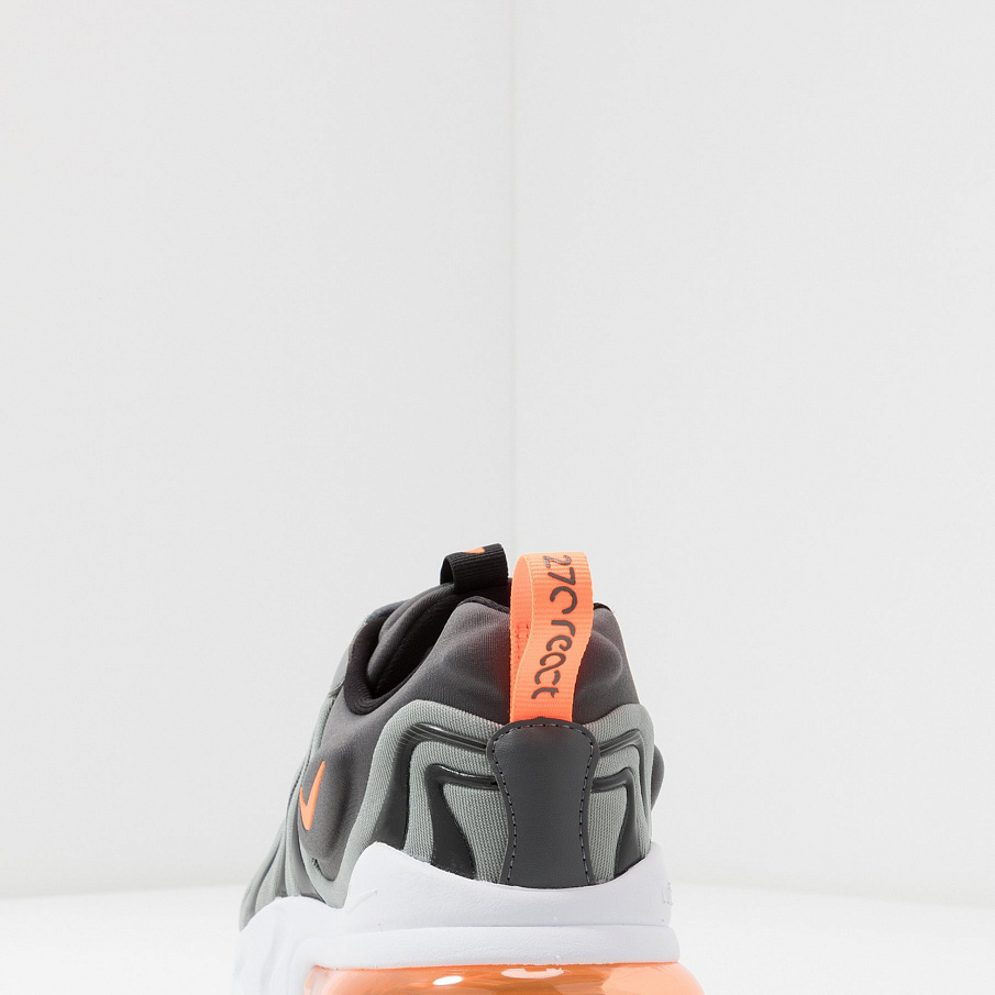 Фото № 4 с приближением к товару «‎Nike Air Max 270 React »