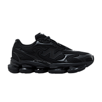 Фото № 1 с приближением к товару «‎New Balance 2000 Black Metallic»