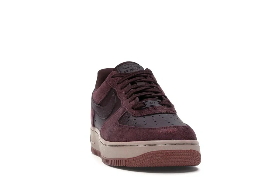 Фото № 3 с приближением к товару «‎Nike Air Force 1 Low Burgundy Crush »