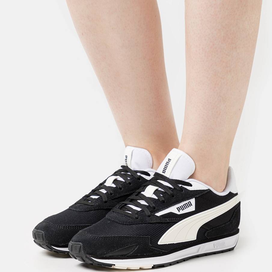 Фото № 2 с приближением к товару «‎Puma Rider Retro »