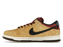 Фото № 3 с приближением к товару «‎Nike SB Dunk Low»
