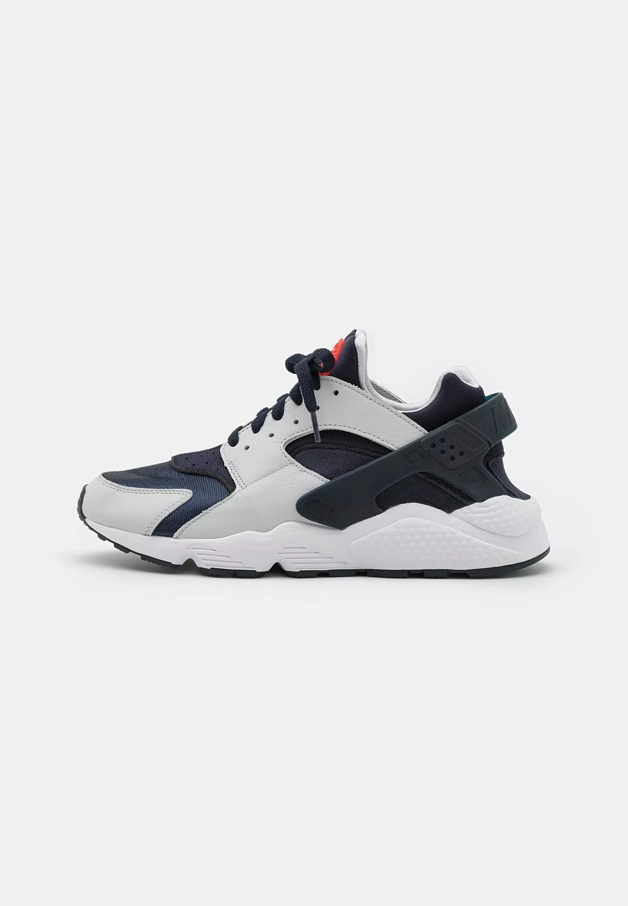 Фото № 1 с приближением к товару «‎AIR HUARACHE UNISEX»