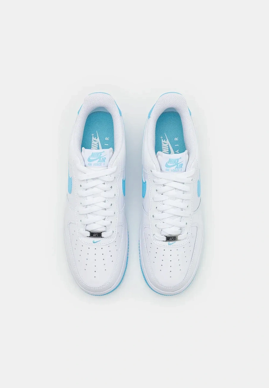 Фото № 4 с приближением к товару «‎AIR FORCE 1 07»