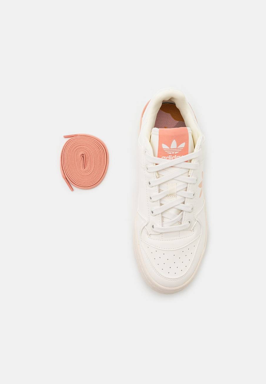 Фото № 2 с приближением к товару «‎Adidas Forum Bold »