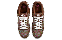 Фото № 4 с приближением к товару «‎Nike SB Dunk Low PRM Skate shoes Brown Paisley»