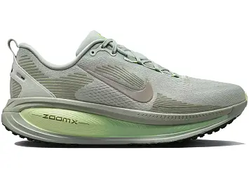 Nike Vomero 18