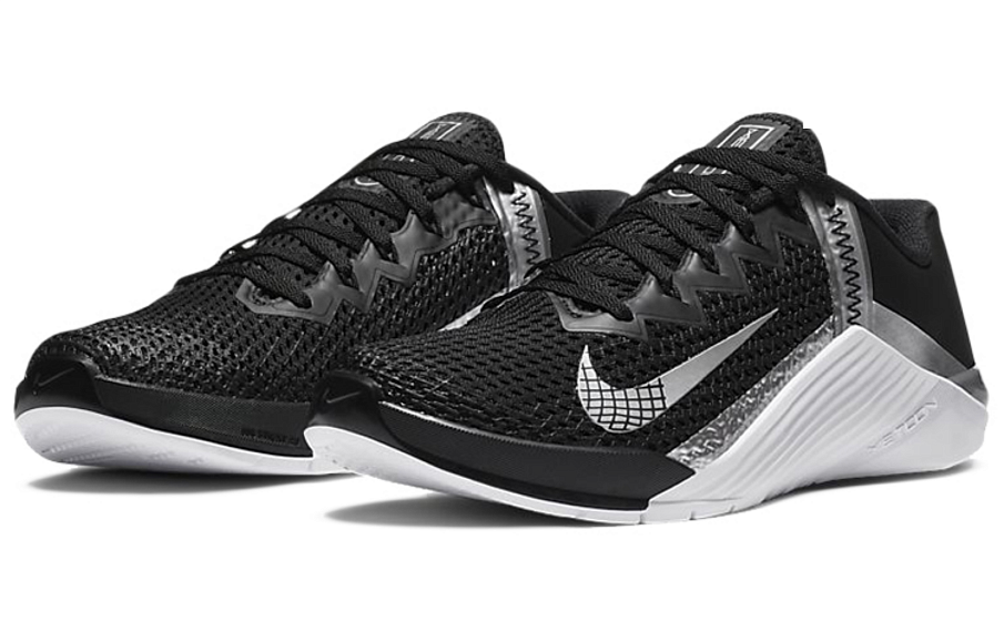 Фото № 3 с приближением к товару «‎Nike Wmns Metcon 6 'Black Metallic Silver'»