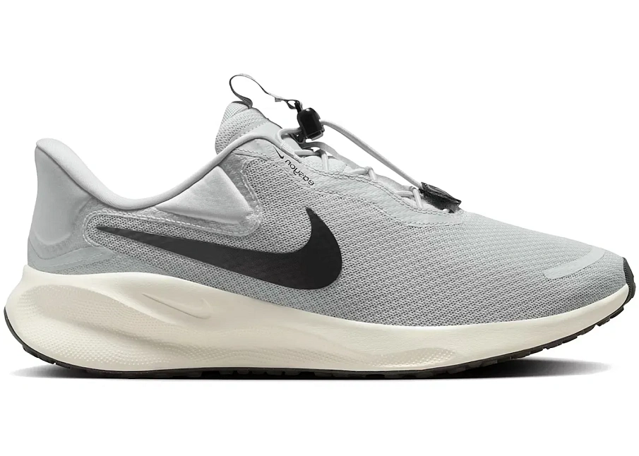 Фото № 1 с приближением к товару «‎Nike Revolution 7 EasyOn»