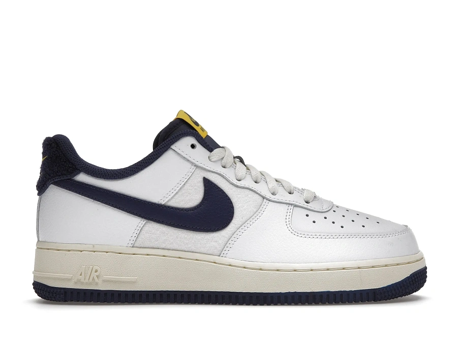 Фото № 1 с приближением к товару «‎Nike Air Force 1 Low 07 LV8 Michigan Varsity Jacket (2021)»