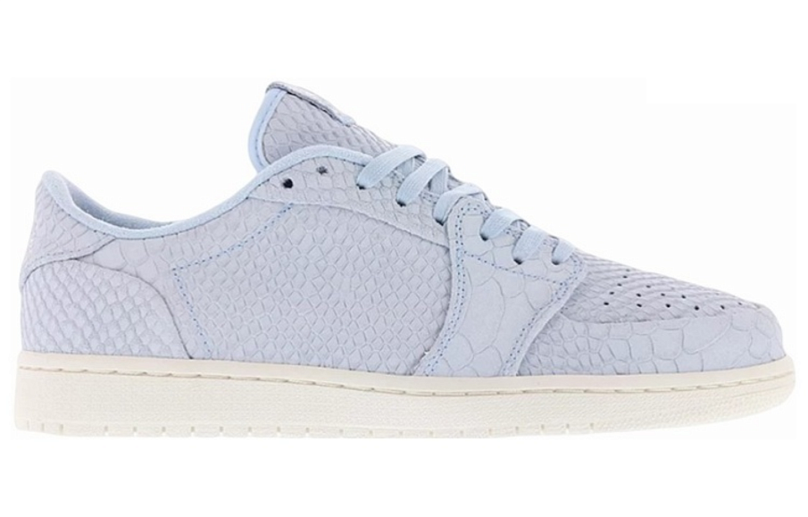 Фото № 2 с приближением к товару «‎Air Jordan 1 Retro Low NS 'Ice Blue'»