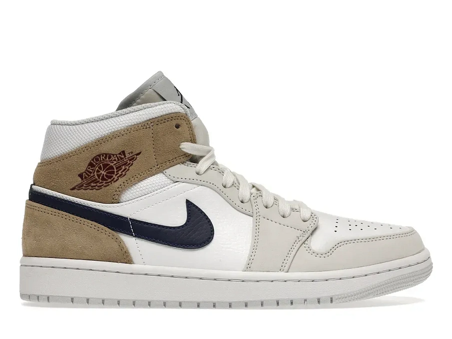 Фото № 1 с приближением к товару «‎Jordan 1 Mid Tan Suede»
