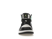 Фото № 2 с приближением к товару «‎Jordan 1 Mid»