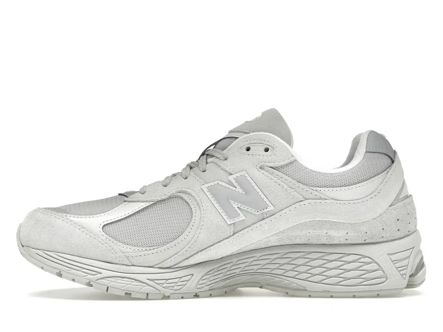 Фото № 3 с приближением к товару «‎New Balance 2002R»