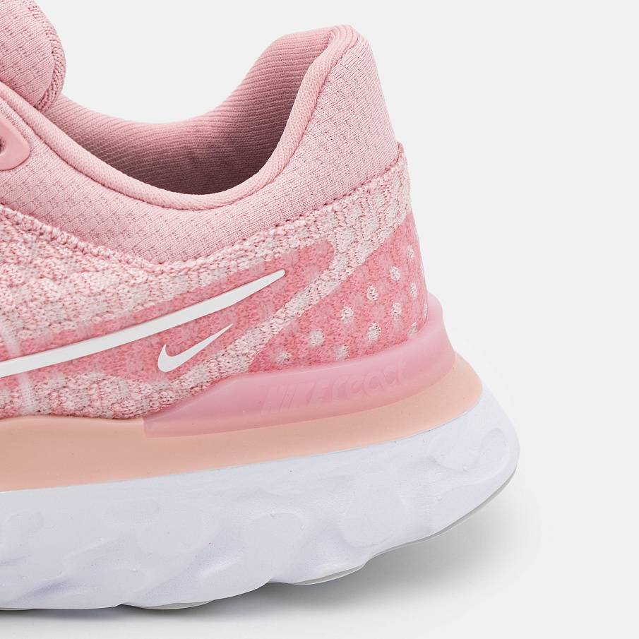 Фото № 3 с приближением к товару «‎Nike React Infinity FK 3»