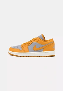 Фото № 2 с приближением к товару «‎AIR JORDAN 1 »