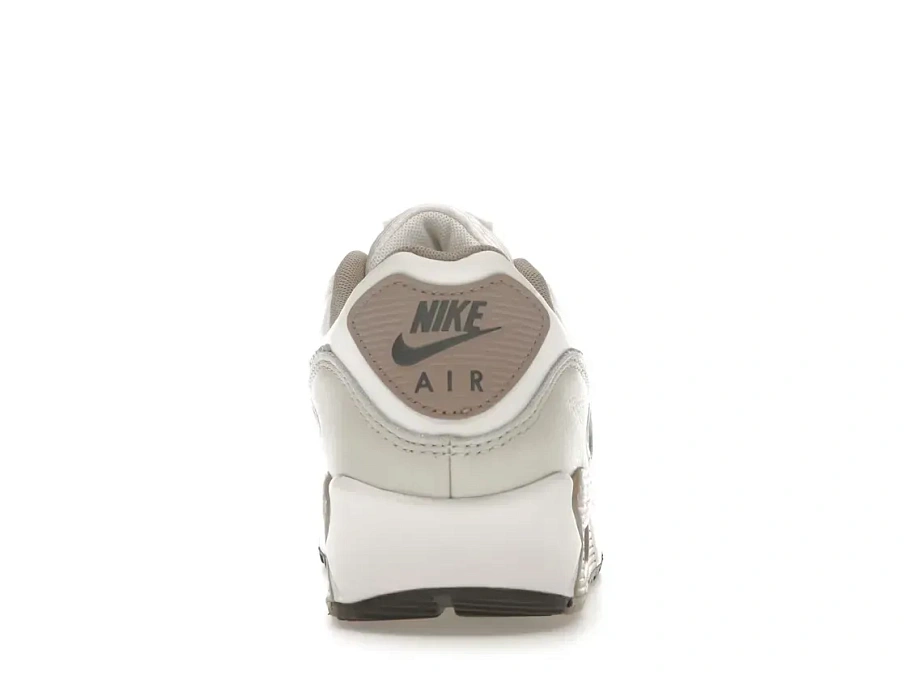 Фото № 4 с приближением к товару «‎Nike Air Max 90»