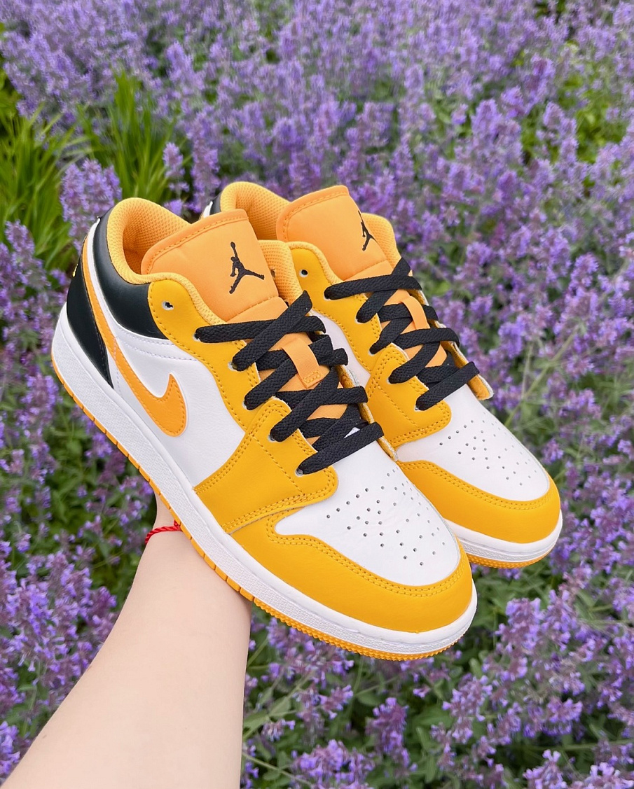 Фото № 1 с приближением к товару «‎Air Jordan 1 Low»