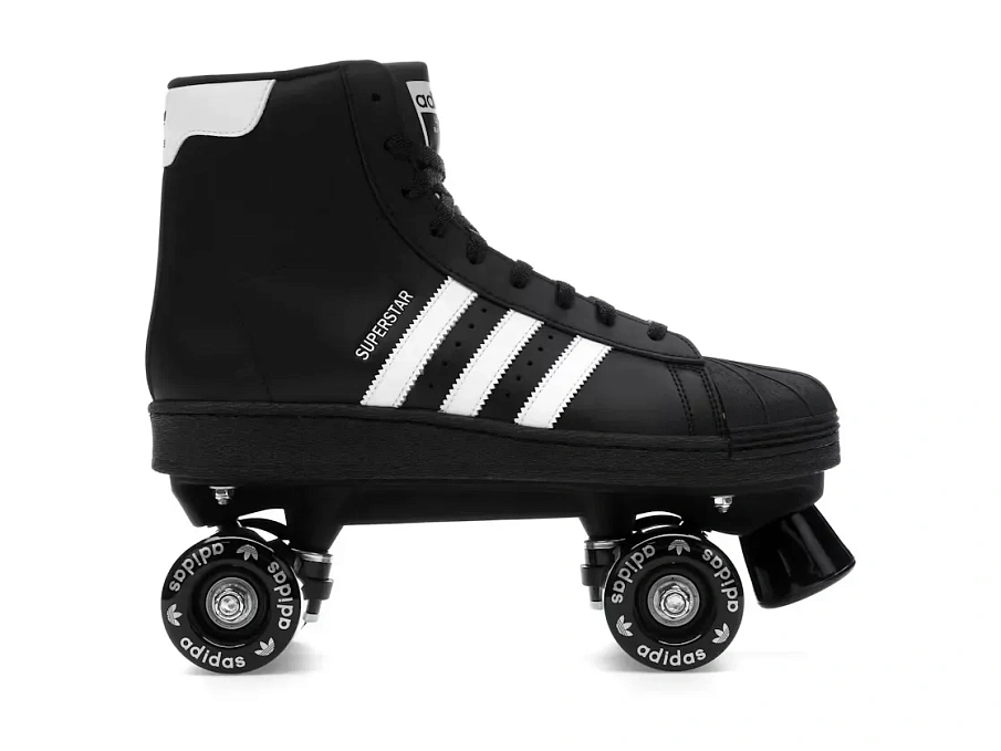 Фото № 1 с приближением к товару «‎adidas Superstar 82 Skate»