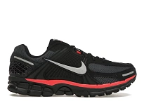 Фото № 1 с приближением к товару «‎Nike Zoom Vomero 5»