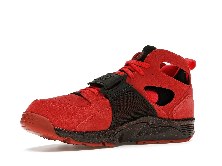 Фото № 4 с приближением к товару «‎Nike Air Trainer Huarache Love Hate»