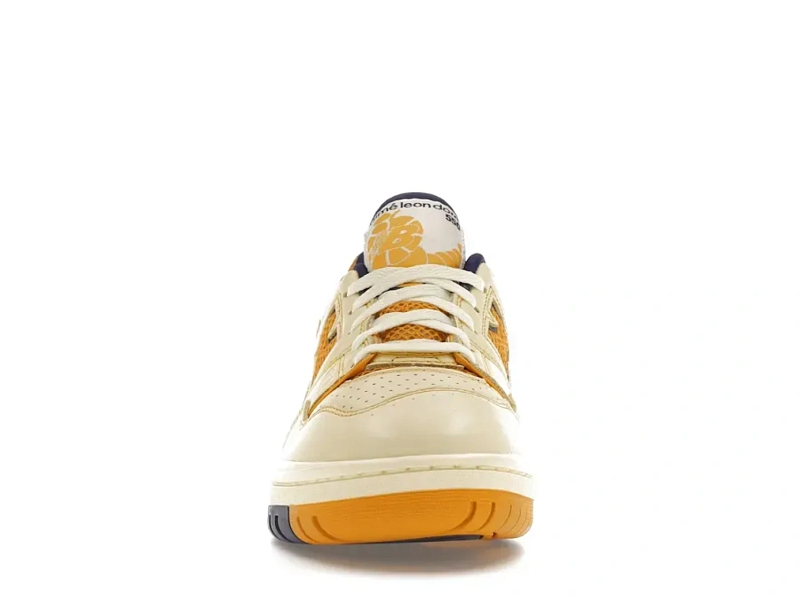 Фото № 2 с приближением к товару «‎New Balance 550»