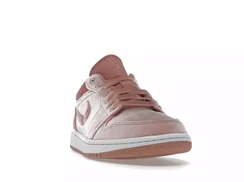Air Jordan 1 Low SE Pink Velvet 