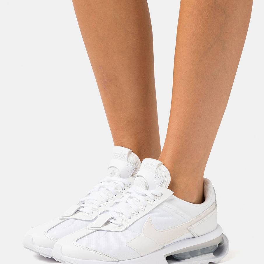 Фото № 2 с приближением к товару «‎Nike Air Max Pre-Day »