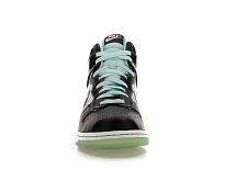 Фото № 2 с приближением к товару «‎Nike Dunk High»
