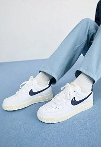 Фото № 2 с приближением к товару «‎AIR FORCE 1 07»