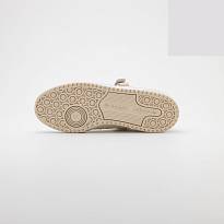 Фото № 4 с приближением к товару «‎Adidas Forum W »