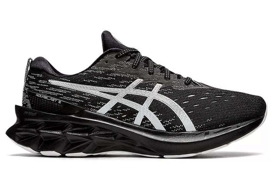 Фото № 1 с приближением к товару «‎ASICS Novablast 2 Black Pure Silver»