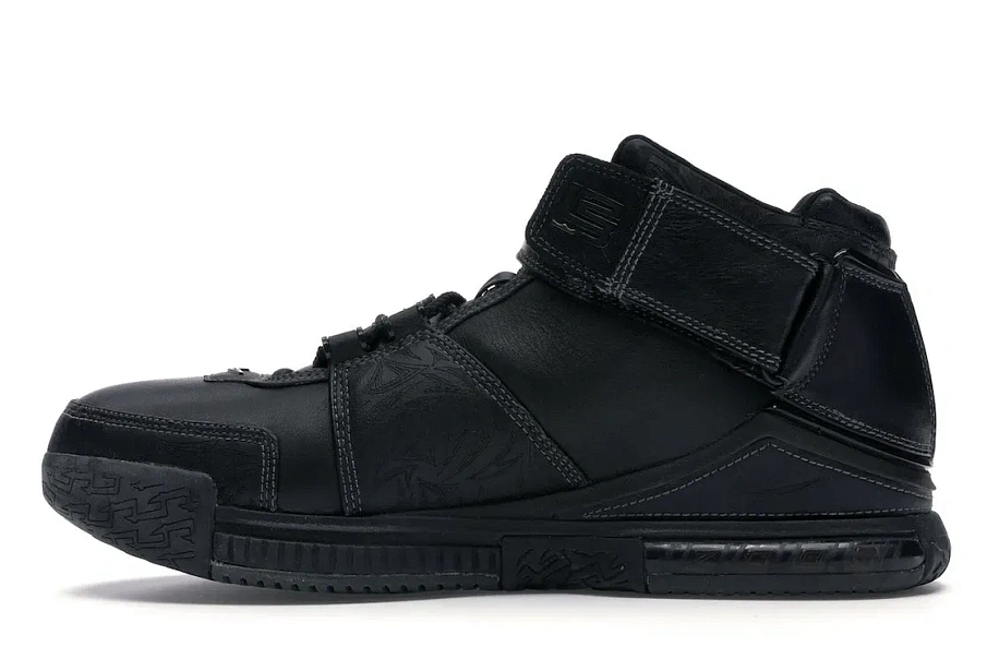 Фото № 3 с приближением к товару «‎Nike LeBron 2 Birthday»