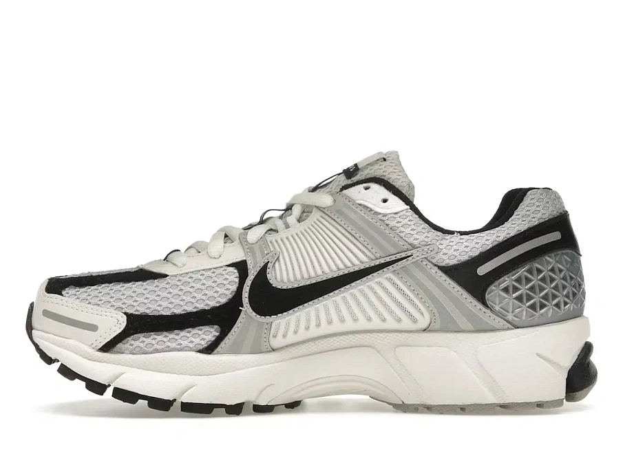 Фото № 3 с приближением к товару «‎Nike Zoom Vomero 5»