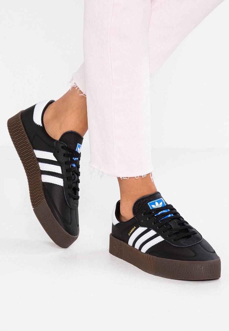 Фото № 1 с приближением к товару «‎Adidas Sambarose »